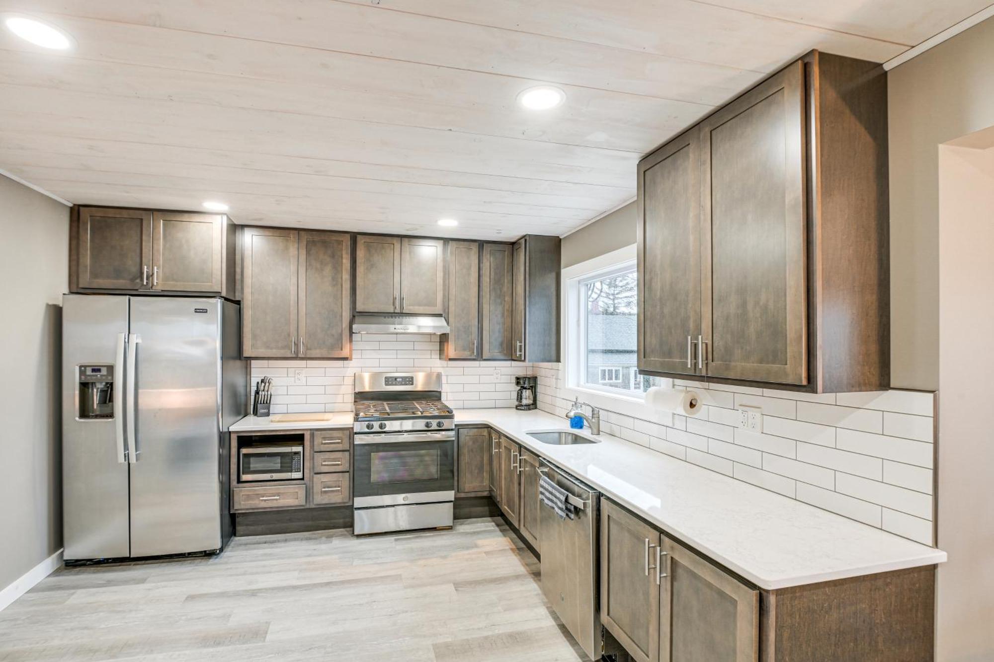 Cozy Maine Getaway Covered Deck, Walk To Beach! Lubec Esterno foto